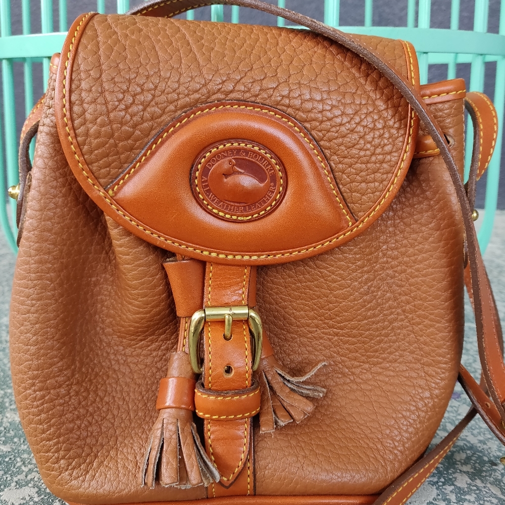 Vintage Dooney & Bourke mini-bucket bag